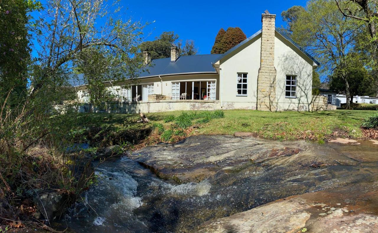 The Historic Hogsback Inn Экстерьер фото